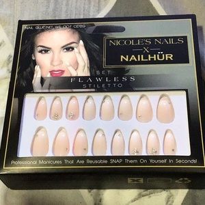 Glue on nails